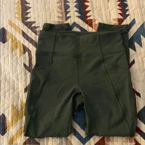 Green lululemon 7/8ths tight!